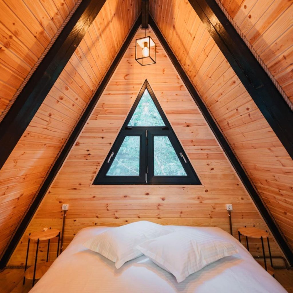 Corporate Retreats România: parteneriat exclusiv între EkoGroup și Câmpulung Chalet