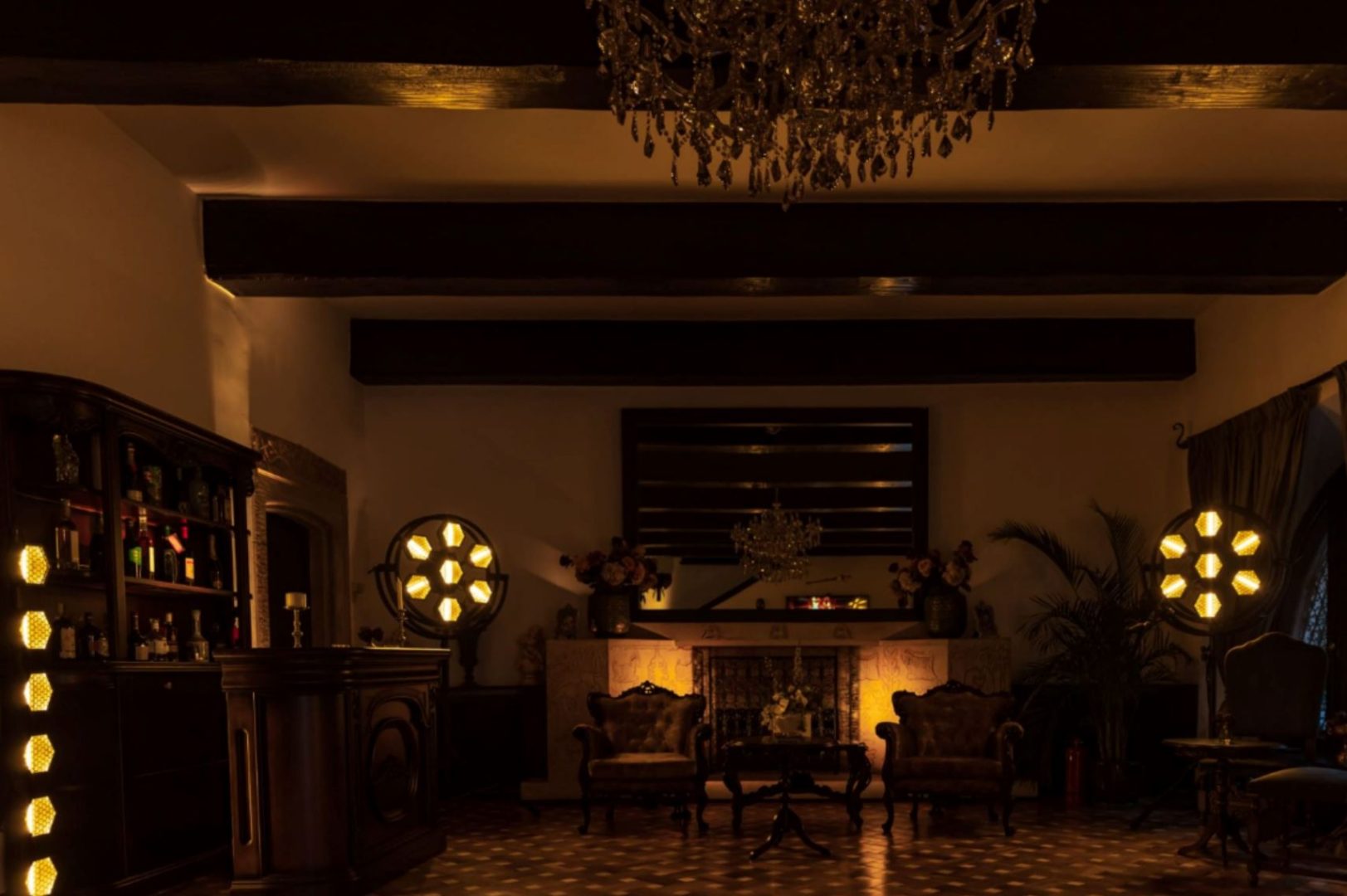 Art. History. Experience. – Eleganță și rafinament în locație evenimente premium la Casa Tătărăscu 3 Art. History. Experience. – Eleganță și rafinament în locație evenimente premium la Casa Tătărăscu